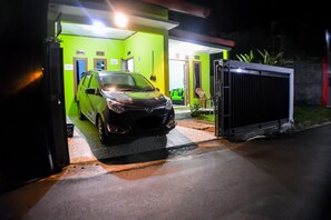 A szálláshely bejárata