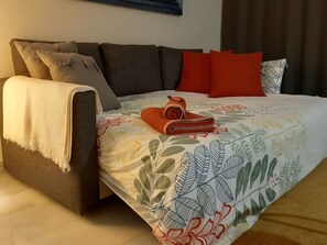 In-room safe, soundproofing, iron/ironing board, WiFi