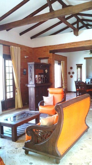 Familienhaus | Wohnbereich | Smart-TV