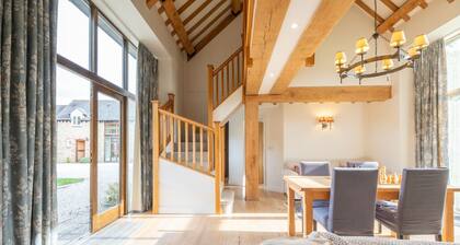 Vintage Barn Conversion near Faringdon