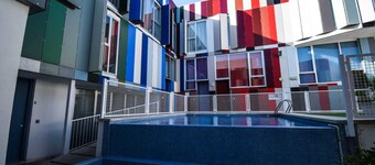 - La Casita Morada - RTA: VFT / JA / 00249