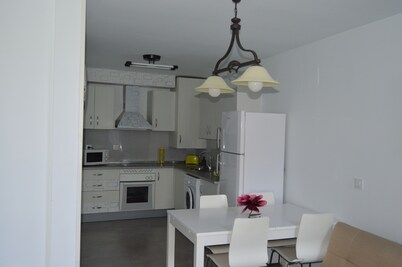 - La Casita Morada - RTA: VFT / JA / 00249