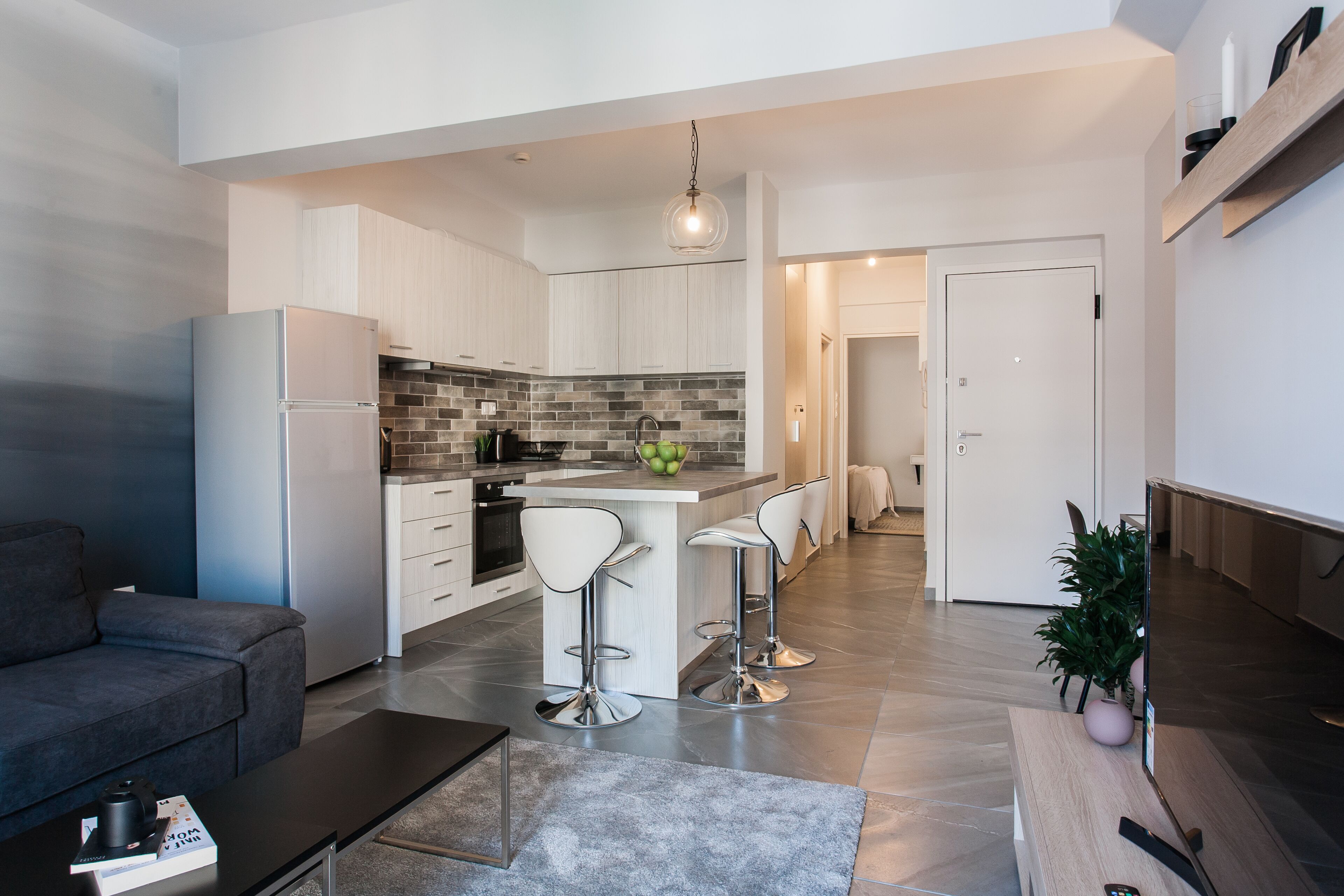 Apartment, 1 Bedroom, City View | Living area | 43-inch Smart TV with satellite channels, TV, Netflix