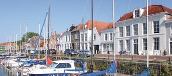 Cozy home in Zonnemaire with WiFi