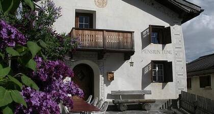 Ferienhaus Vnà für 1 - 9 Personen mit 6 Schlafzimmern - Ferienhaus