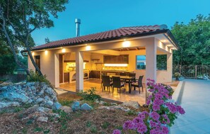 Outdoor dining - 3 bedroom stunning home in Krk (Krk)