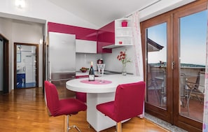 Dining - Gorgeous home in Marcelji with sauna (Marcelji)