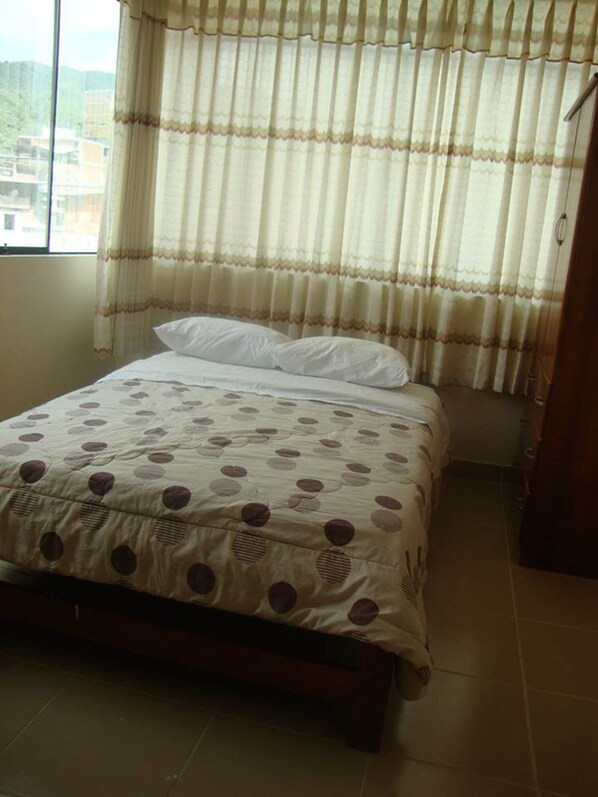 Bàn, truy cập Internet không dây miễn phí