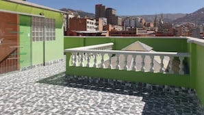 Terrace/patio - No Fear Hostel (La Paz)