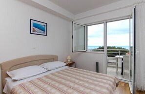 3 bedrooms, WiFi, bed sheets - Villa Levanda *** villa in Makarska, private pool (Makarska)