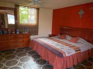 Hypo-allergenic bedding, down duvets, individually furnished, bed sheets - Finca la Virgen de Piedra (Atlixco)