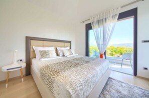 2 habitaciones, caja de seguridad en la habitación, wifi y ropa de cama