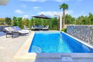 Outdoor pool - Luxury Holiday house STELLA with private pool (Krk)
