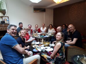 تناول الطعام