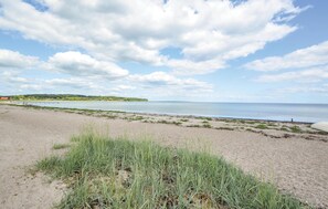 Beach nearby, fishing - Stunning home in Haderslev with sauna (Haderslev)