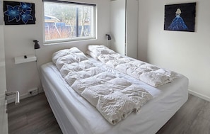 4 bedrooms, travel cot, free WiFi - Stunning home in Haderslev with sauna (Haderslev)