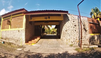 Fachada del alojamiento