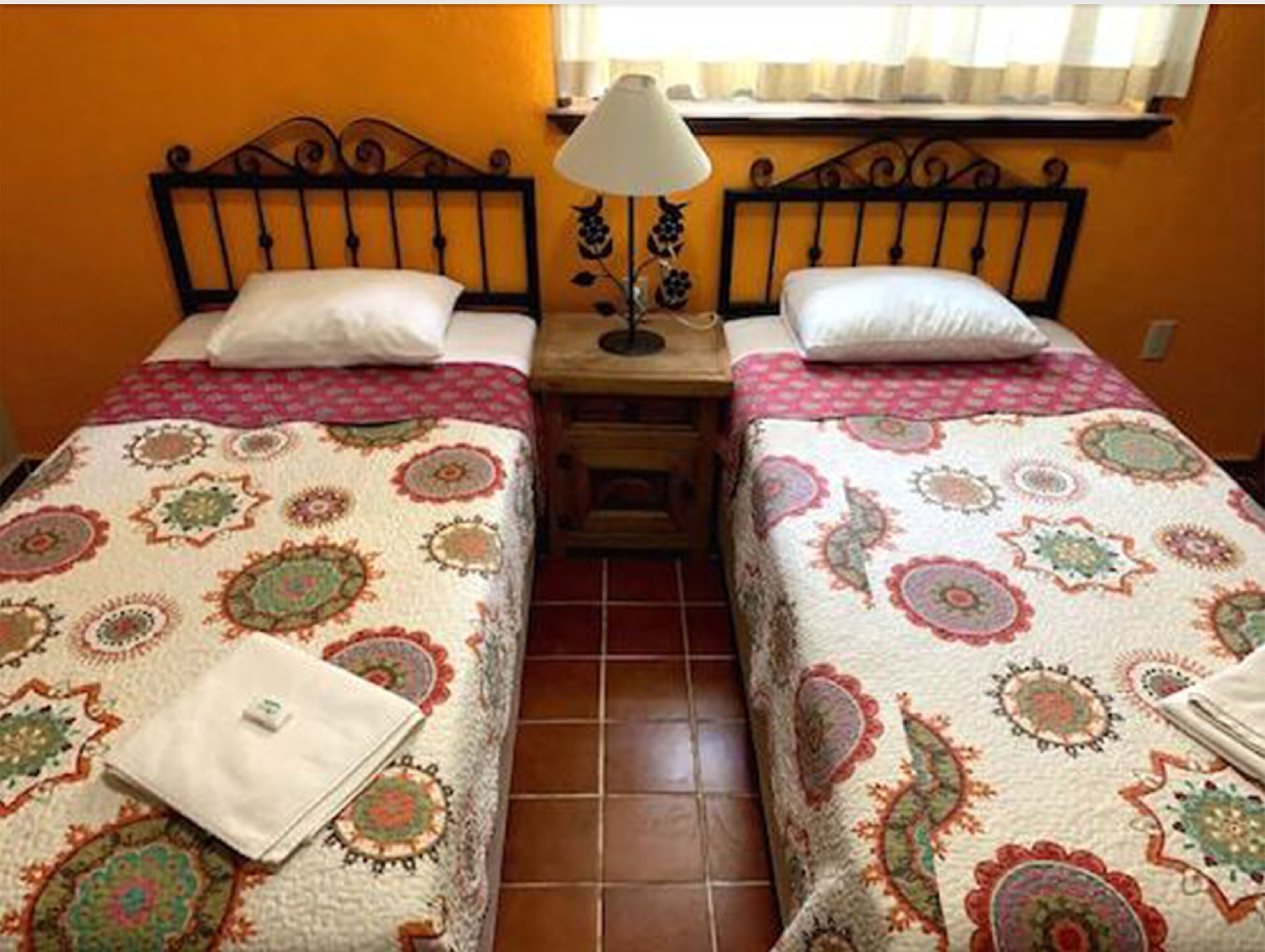 Soundproofing, free WiFi, bed sheets