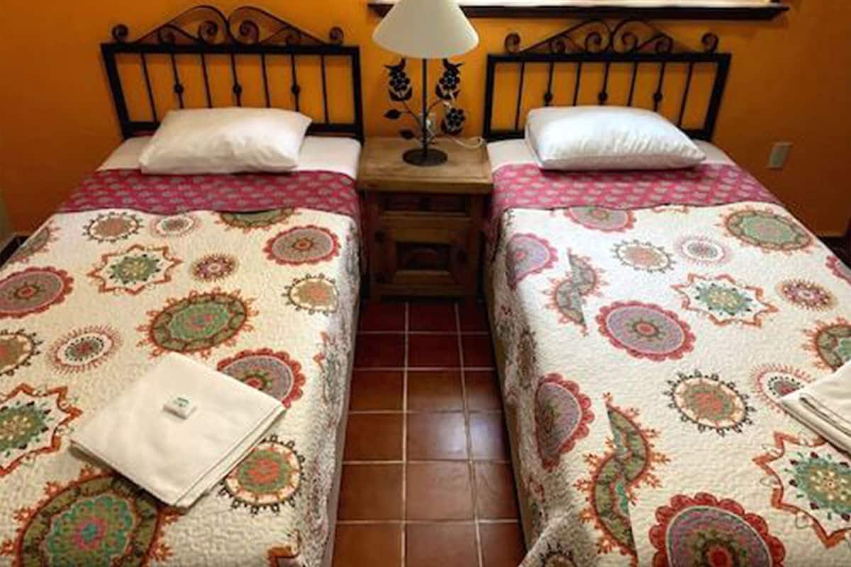 Soundproofing, free WiFi, bed sheets