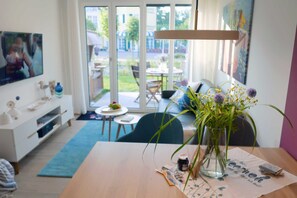 TV - Baabe Villas Ensemble Apartment 43 Joy of life Ref. 211411 (Baabe)