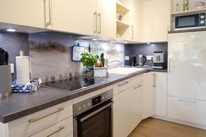 Fridge, microwave, oven, dishwasher