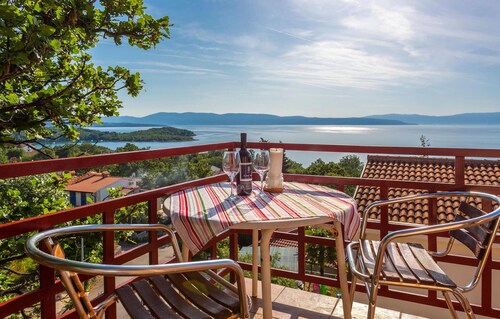1 bedroom beautiful apartment in Njivice