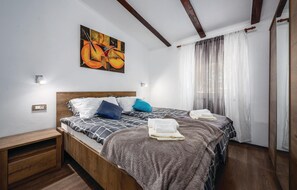 3 soverom, wi-fi (inkludert) og sengetøy