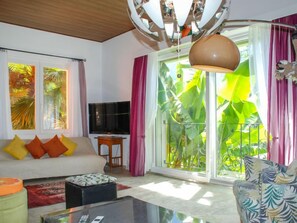 Télévision, cheminée