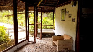 2 habitaciones, decoración personalizada y muebles diferentes 