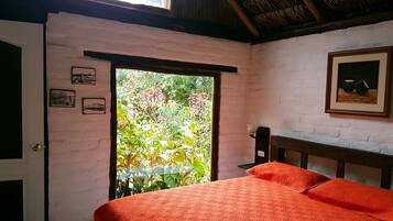 2 bedrooms, individually decorated, individually furnished, bed sheets