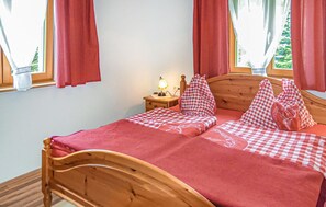 3 عدّة غرف نوم وسرير سفر وواي فاي مجانًا