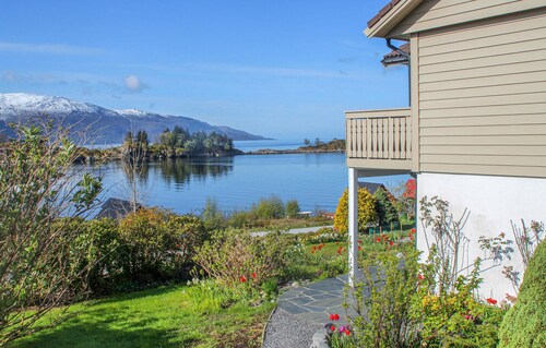 1 bedroom lovely apartment in Svortevik