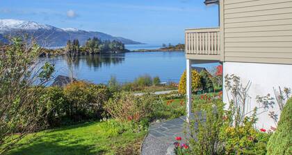 1 bedroom lovely apartment in Svortevik