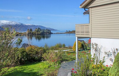 Awesome apartment in Svortevik with WiFi