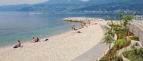 Strand