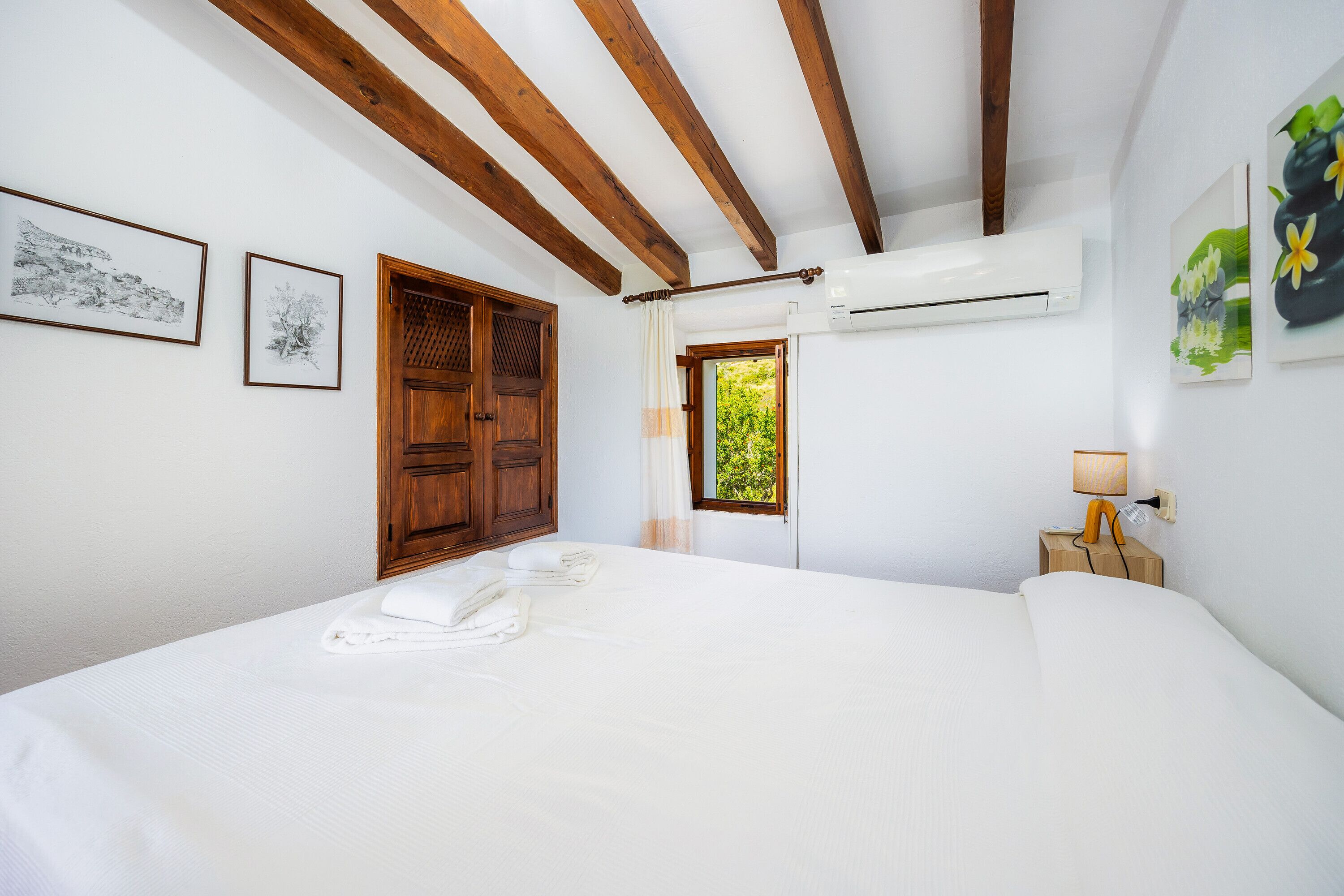 3 habitaciones, tabla de planchar con plancha y wifi gratis 