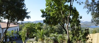 Newly renovated, 10 minutes from the beach and Capoliveri