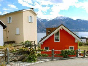 Property grounds - Rossella by Interhome (Minusio)