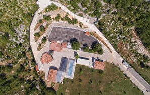 Exterior - Luxurious home in Neoric (Neoric)
