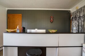 Reception - OYO Hotel Lamberton Hwy 14 (Lamberton)