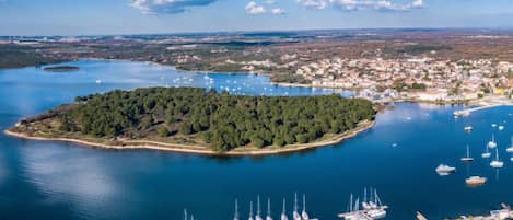 Marina/club náutico