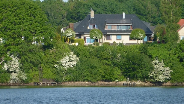 Uklassifisert bilde, 1 av 16, knapp