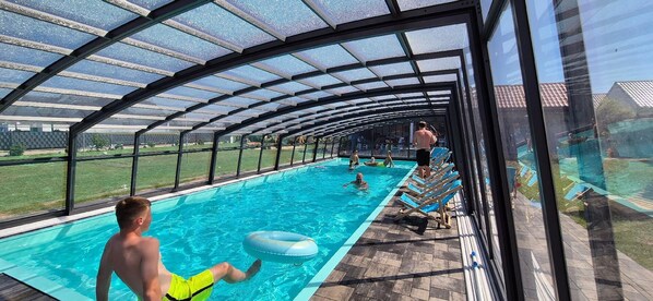 Pool - Holiday home with communal pool (Postomino)