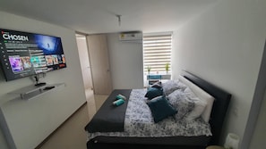 2 chambres, bureau, Wi-Fi, literie fournie