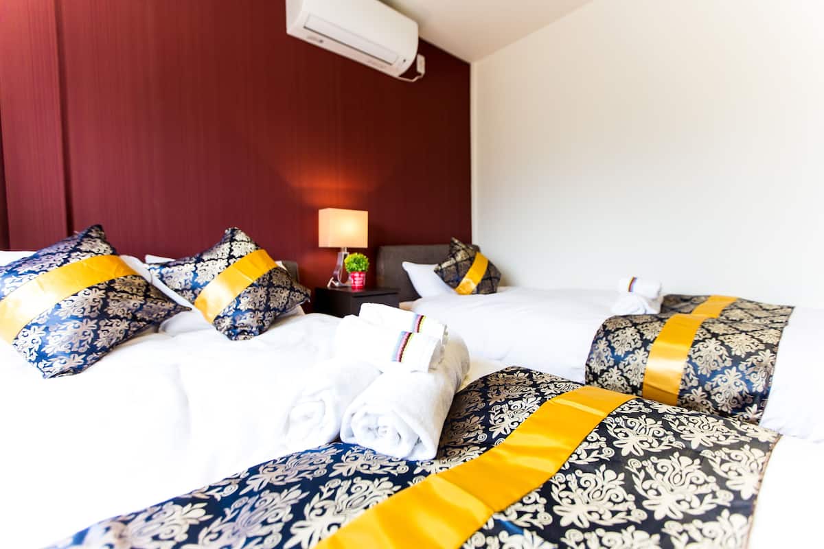 Habitación triple estándar | Sistema de insonorización, wifi gratis, ropa de cama