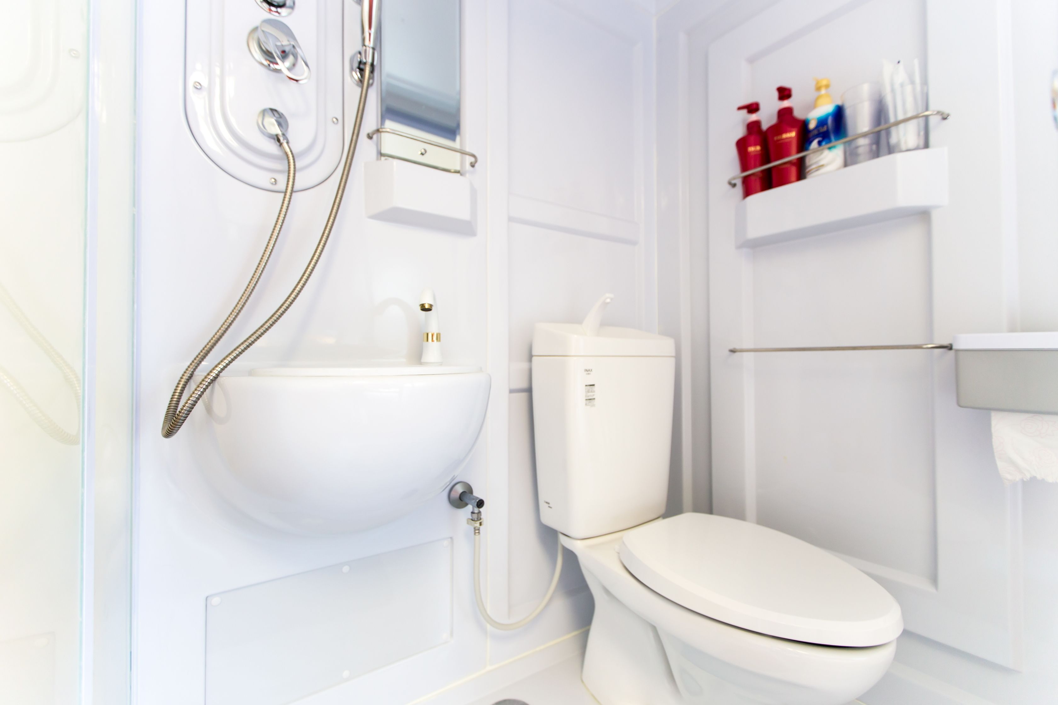 Shower, free toiletries, hair dryer, slippers