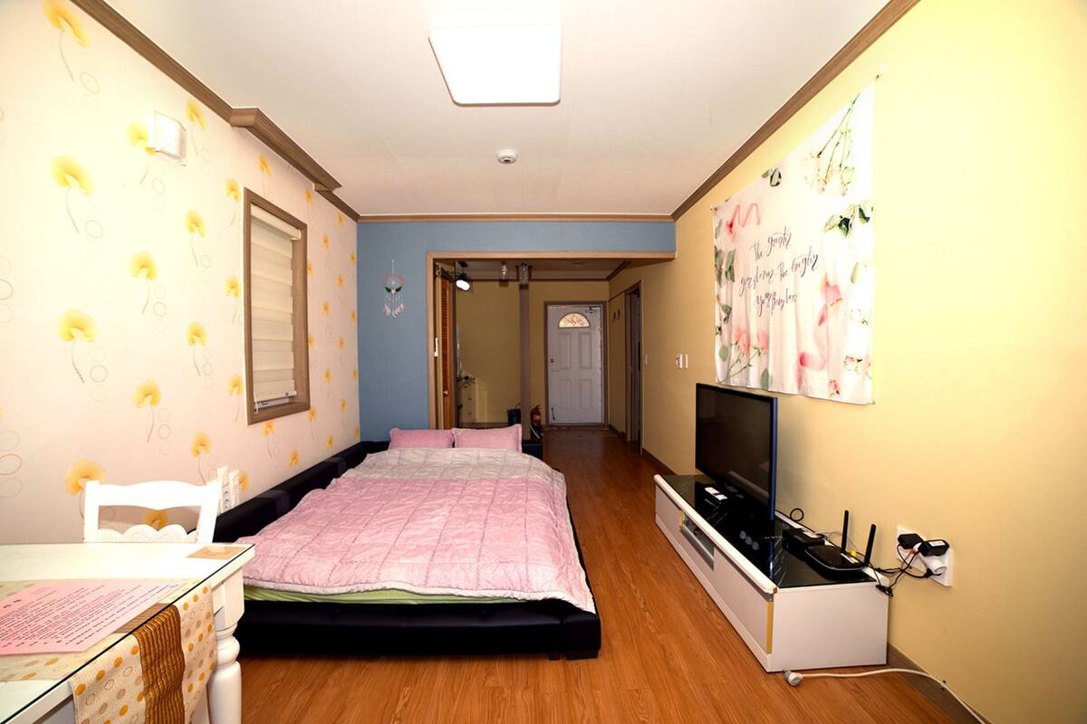 1 bedroom, free WiFi