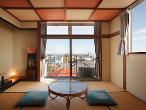 In-room safe, free WiFi