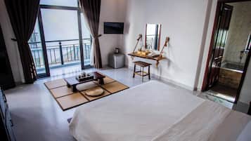 Panoramic Double Room | Ruang kerja komputer riba, langsir/tirai gelap terus, kalis bunyi