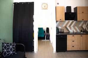 Interior - Welcome to Studio du Grazel (Gruissan)